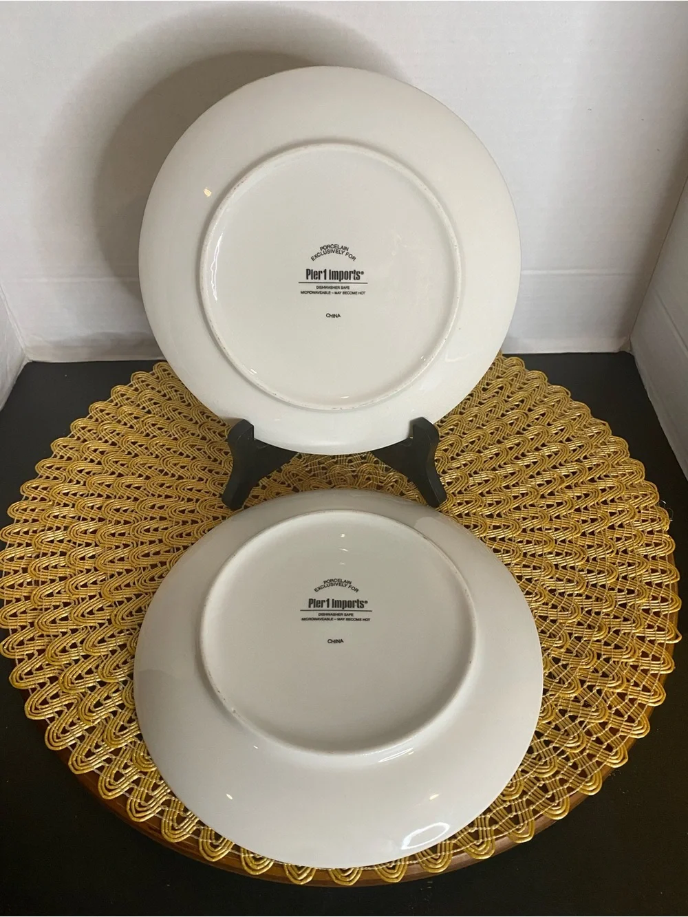 Pier 1 Green Bird Pattern 8” Salad Plates - Set of 2 (replacement/Discontinued)